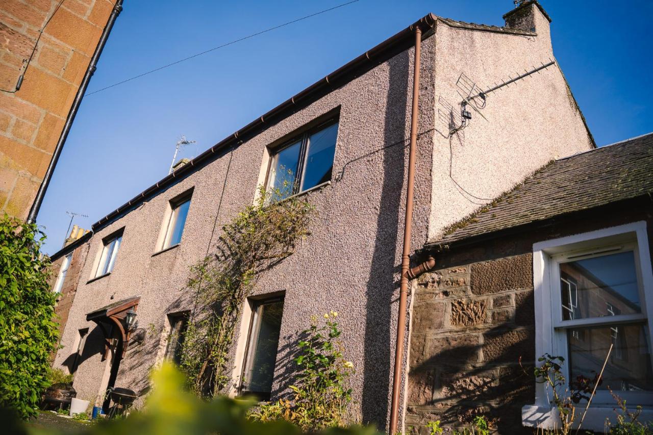 3-Bedroom House For Outdoor Holidays Alyth Esterno foto